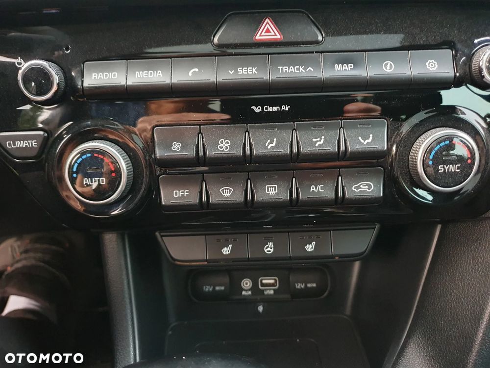Kia Sportage 1.7 CRDI Business Line 2WD DCT - 21