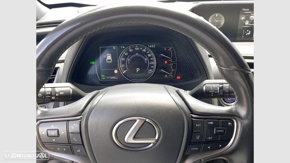 Lexus UX 250h Executive - 16