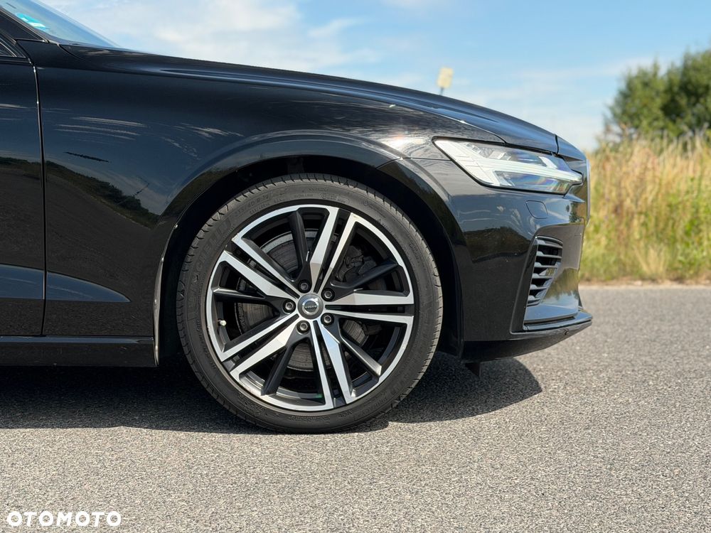 Volvo V60 T8 AWD Twin Engine Geartronic R-Design - 26