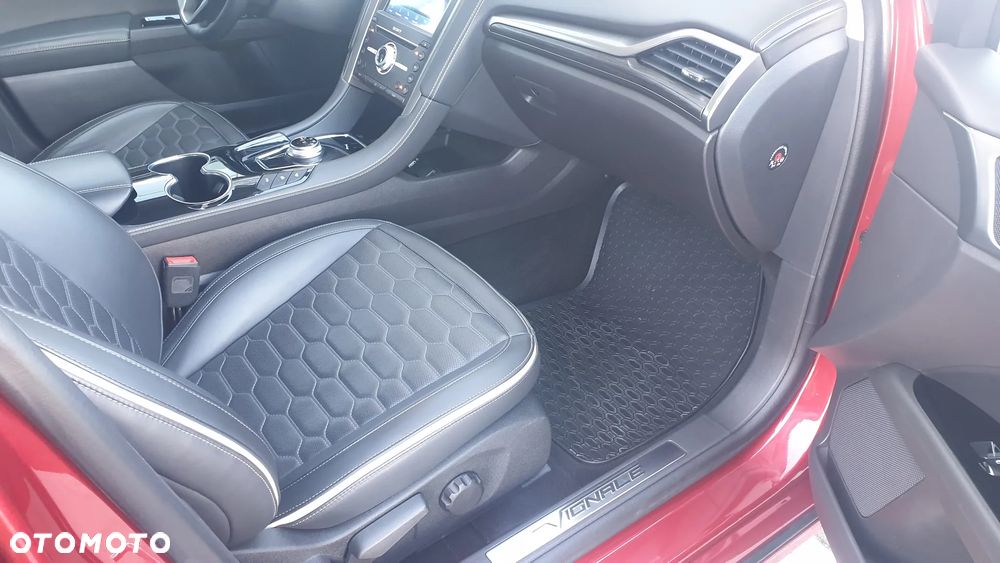 Ford Mondeo 2.0 EcoBlue Vignale - 17