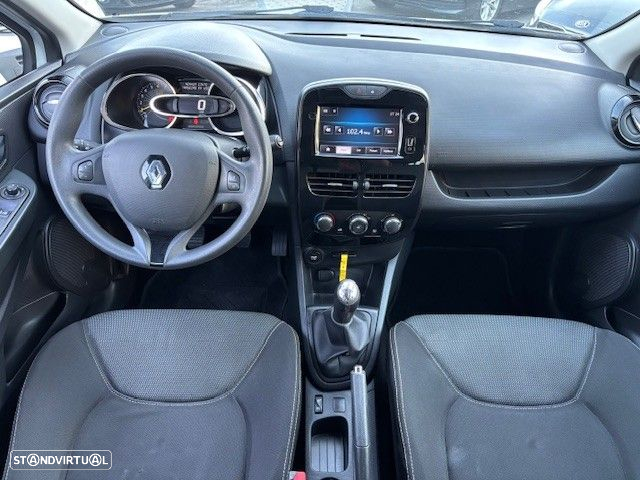 Renault Clio Sport Tourer 0.9 TCE Confort - 13