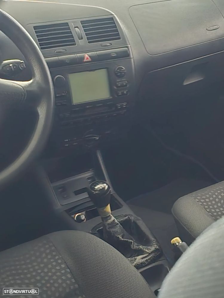 SEAT Cordoba Vario 1.4 Passion AC - 5