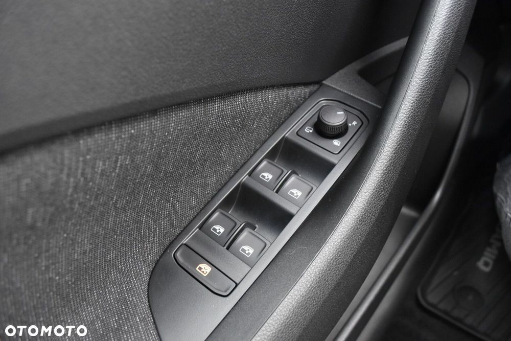 Skoda Kamiq 1.0 TSI Style DSG - 24