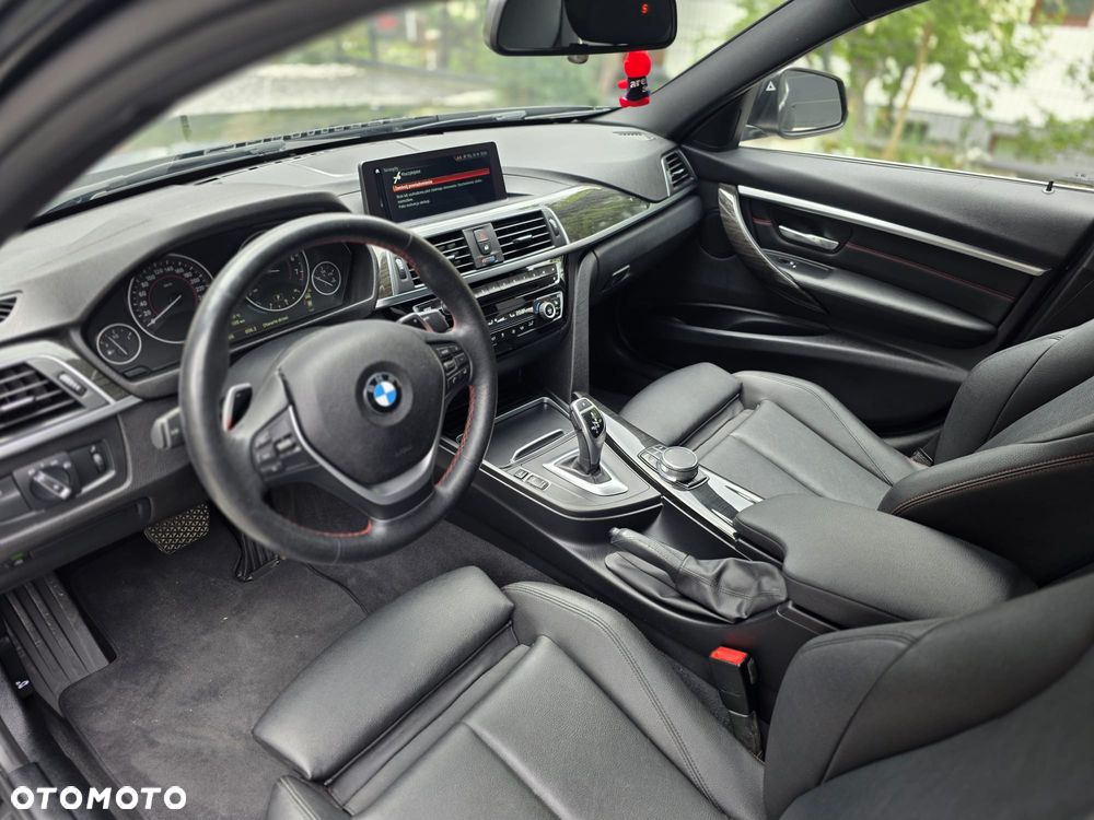BMW Seria 3 330i GPF xDrive Sport Line - 17