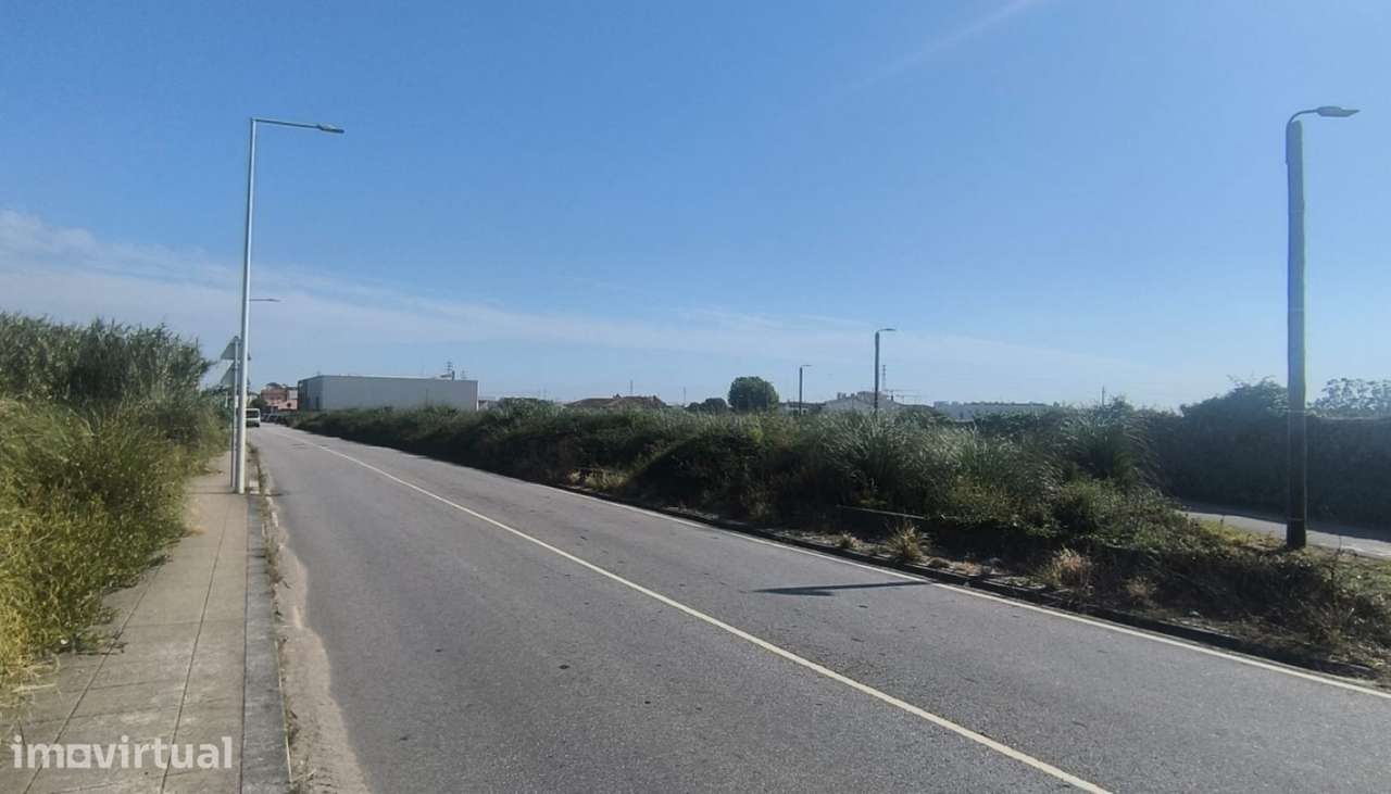 Venda de Terreno Industrial com 5292m2, em Amorim, Póvoa de Varzim - Grande imagem: 3/11