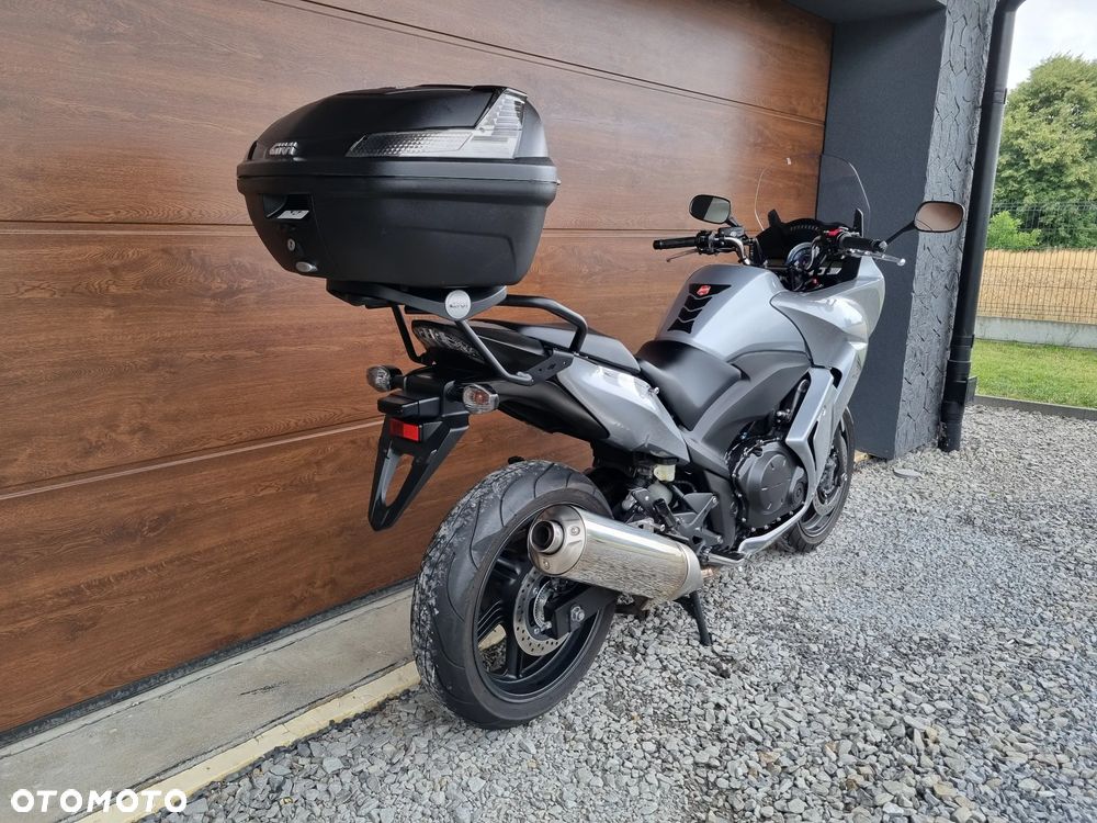 Honda CBF - 12