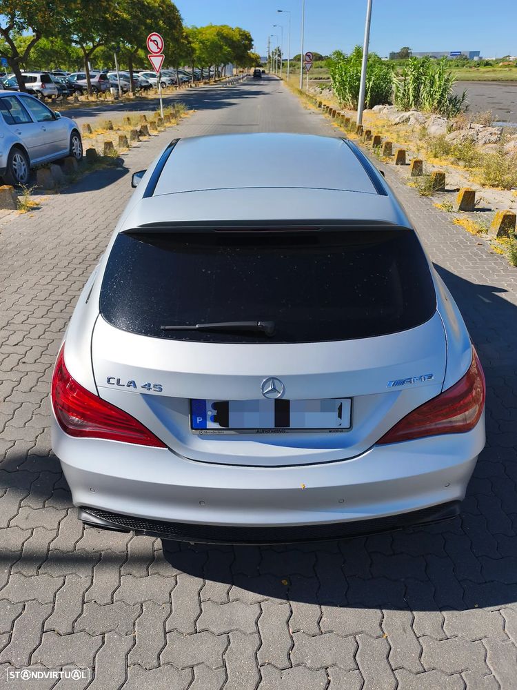 Mercedes-Benz CLA 45 AMG Shooting Brake 4-Matic - 12