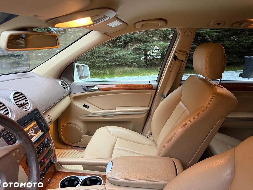 Mercedes-Benz GL 320 CDI 4Matic 7G-TRONIC - 16