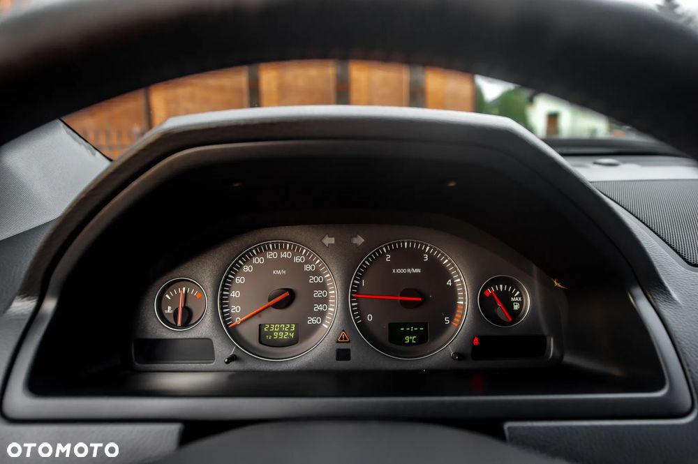 Volvo XC 90 D5 Kinetic - 24