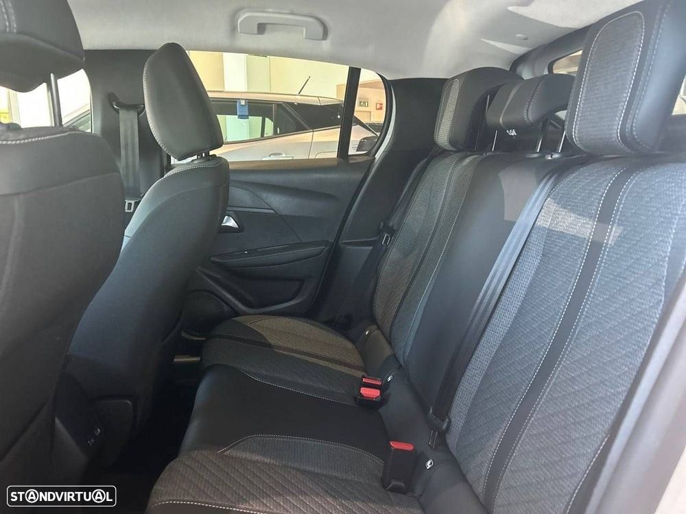 Peugeot 208 1.2 Hybrid Allure e-DCS6 - 10
