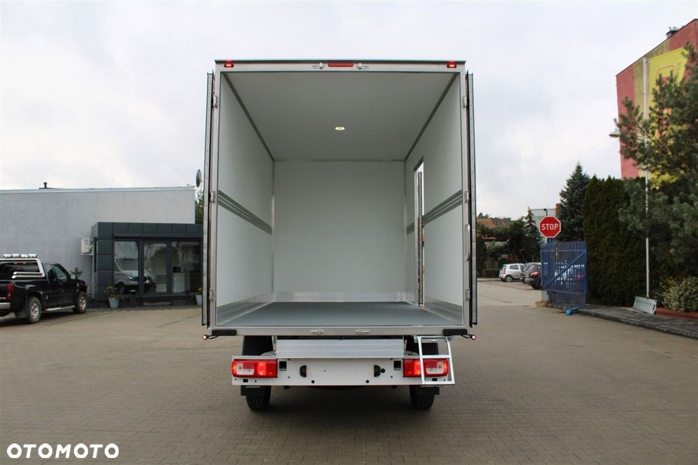 Volkswagen Crafter - 4