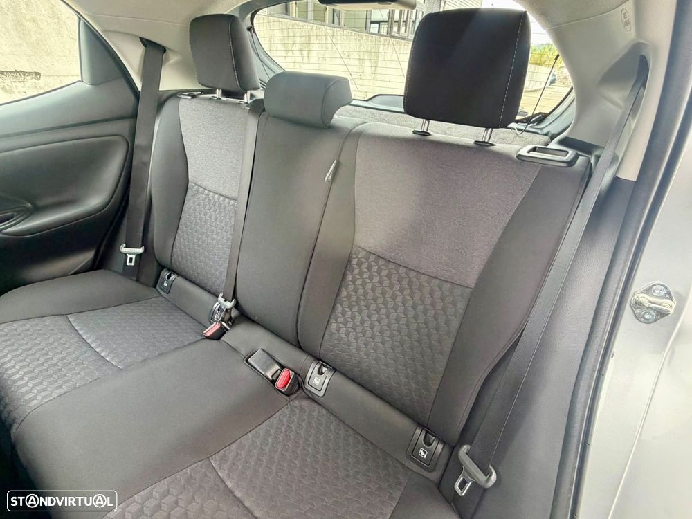 Toyota Yaris 1.5 HDF Comfort Plus - 19