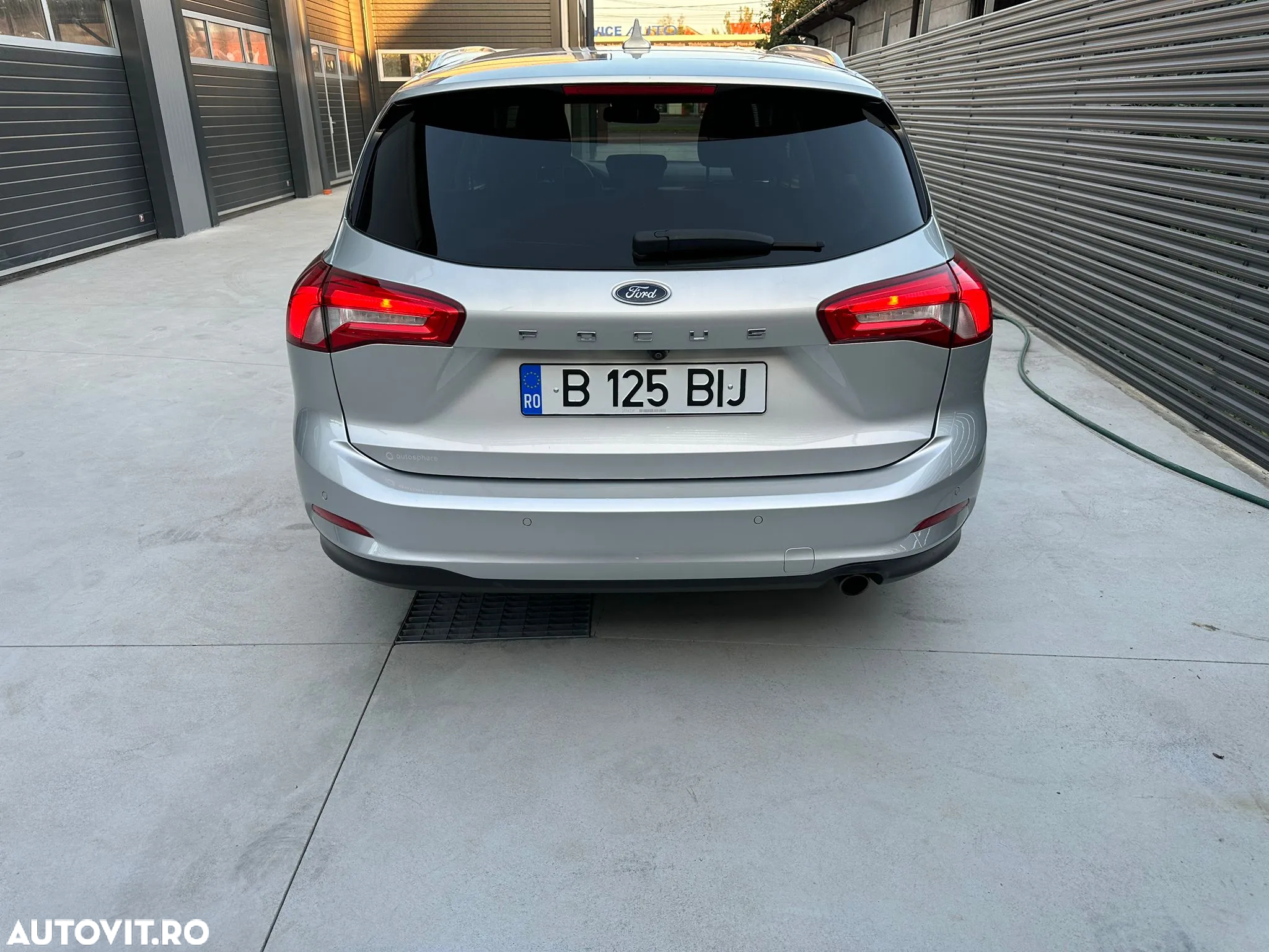 Ford Focus 1.5 EcoBlue Start-Stopp-System Aut. TITANIUM X - 6