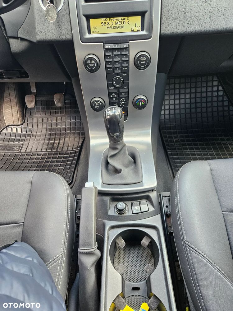 Volvo S40 2.0D DPF Momentum - 11