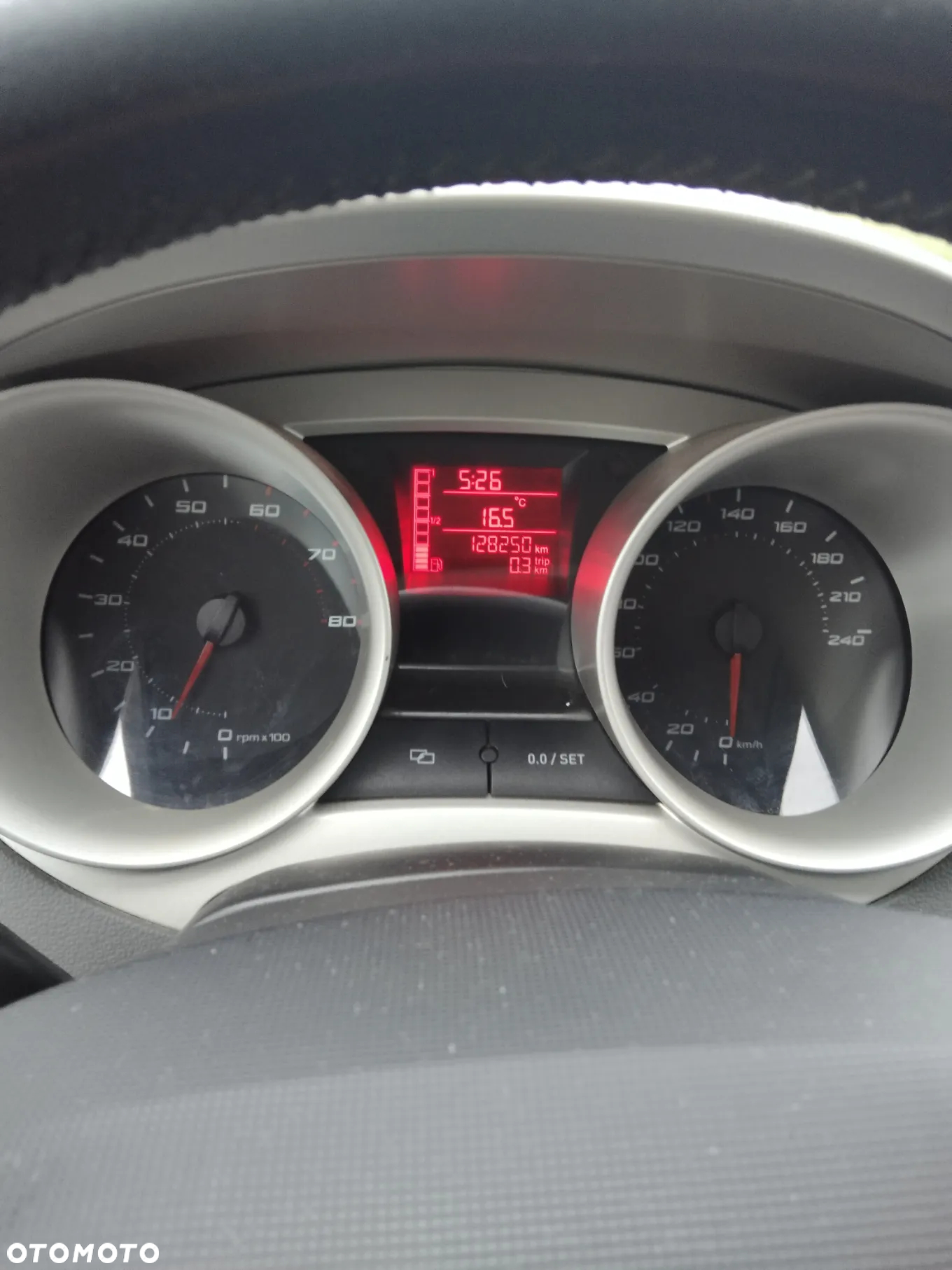 Seat Ibiza 1.4 16V Passion - 11