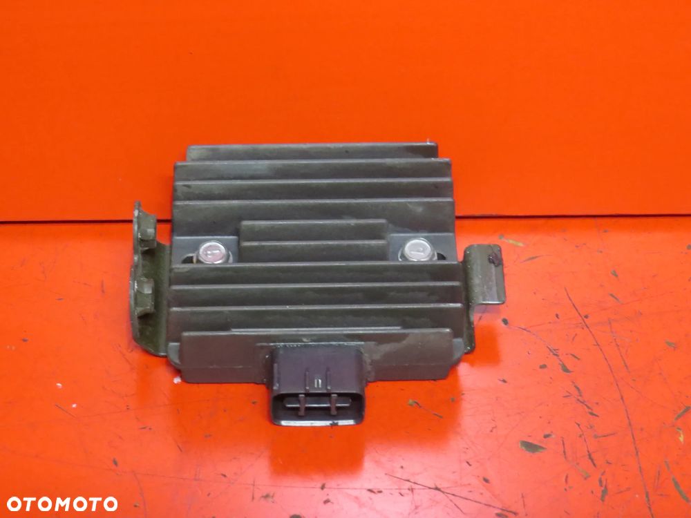 KAWASAKI Z750 Z 750 04-12 regulator napięcia regler