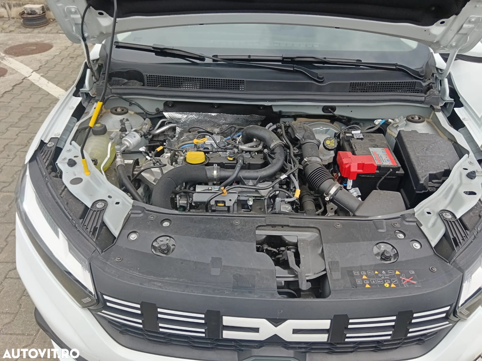 Dacia Logan TCe 90 MT5 Essential - 7