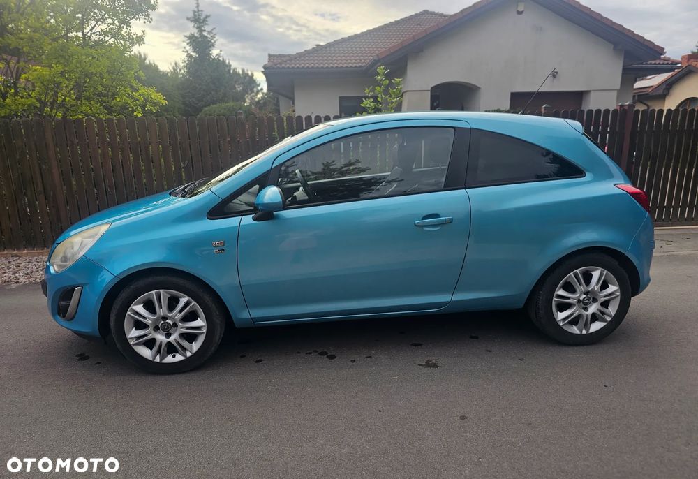 Opel Corsa - 1