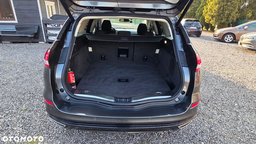 Ford Mondeo 2.0 TDCi Titanium - 11