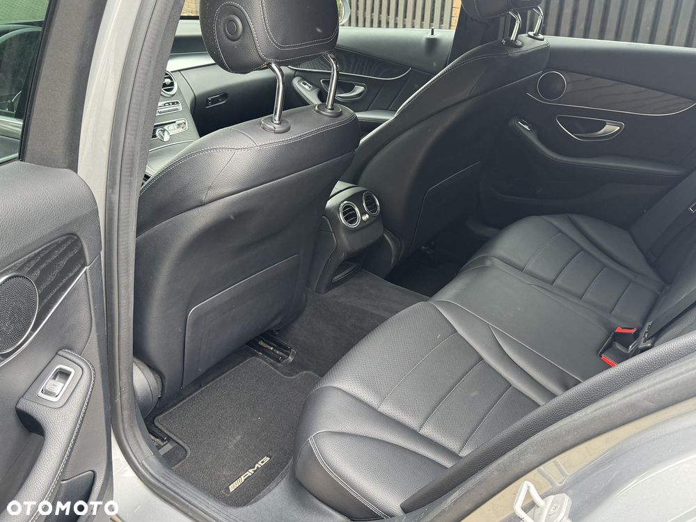Mercedes-Benz Klasa C 250 (BlueTEC) d 7G-TRONIC AMG Line - 13