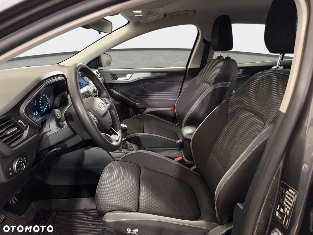 Ford Focus - 13