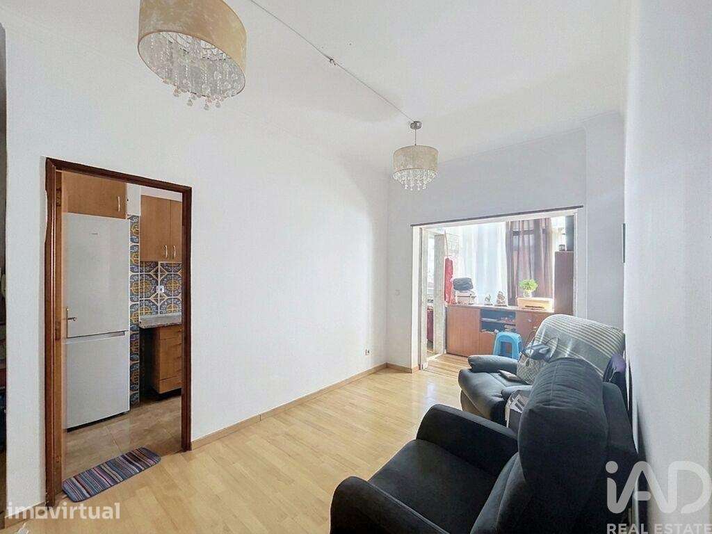 Apartamento T1 em Laranjeiro e Feijó de 41,7 m2 - Grande imagem: 2/15