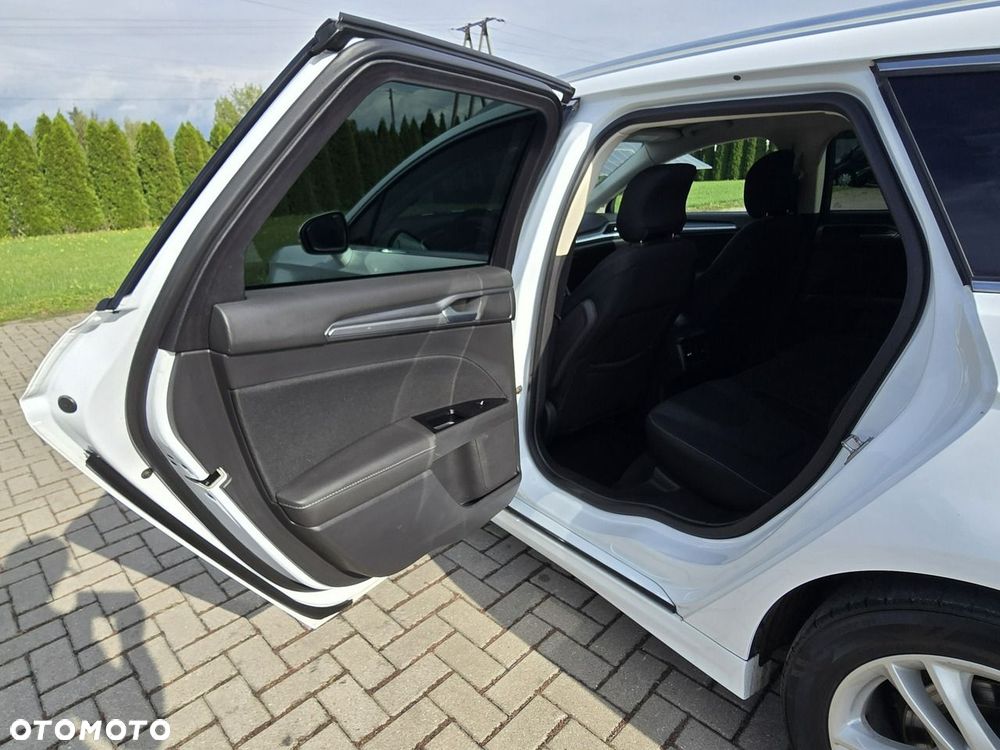 Ford Mondeo - 20