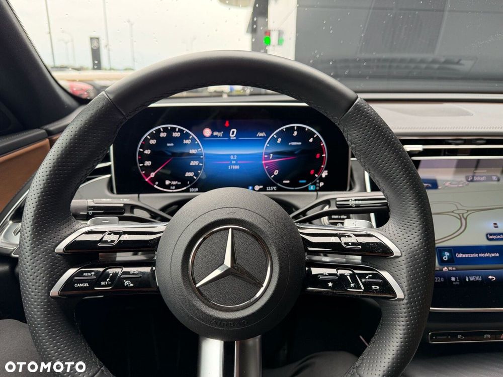 Mercedes-Benz Klasa E 220 d mHEV 4-Matic AMG 9G-Tronic - 10