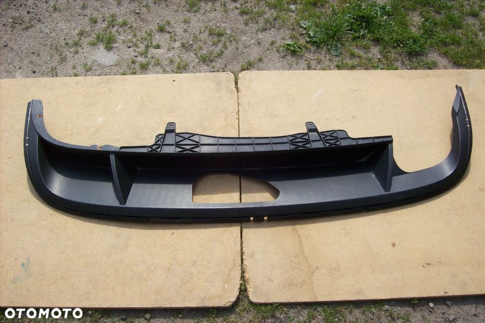 SPOILER ZDERZAKA TYLNEGO VW PASSAT B7 KOMBI - 1