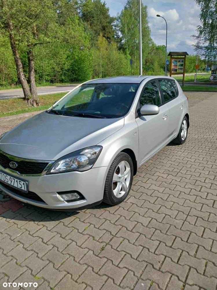 Kia Ceed 1.6 Crdi Comfort - 2