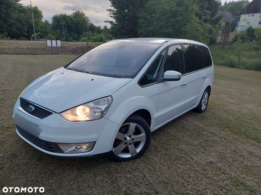 Ford Galaxy - 16