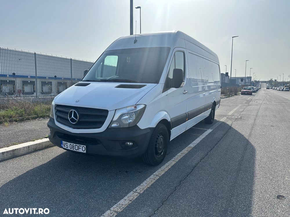 Mercedes-Benz Sprinter - 2