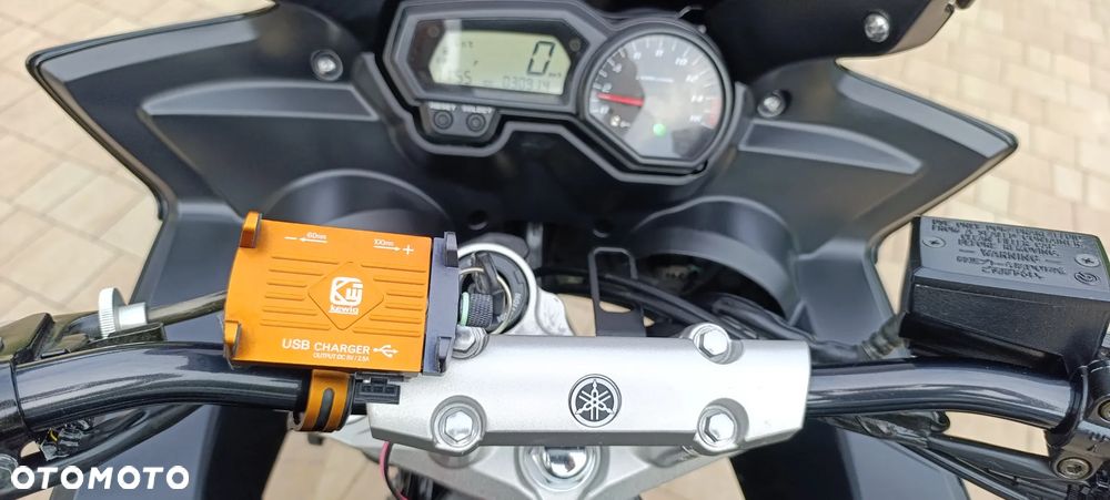 Yamaha FZ6 - 15