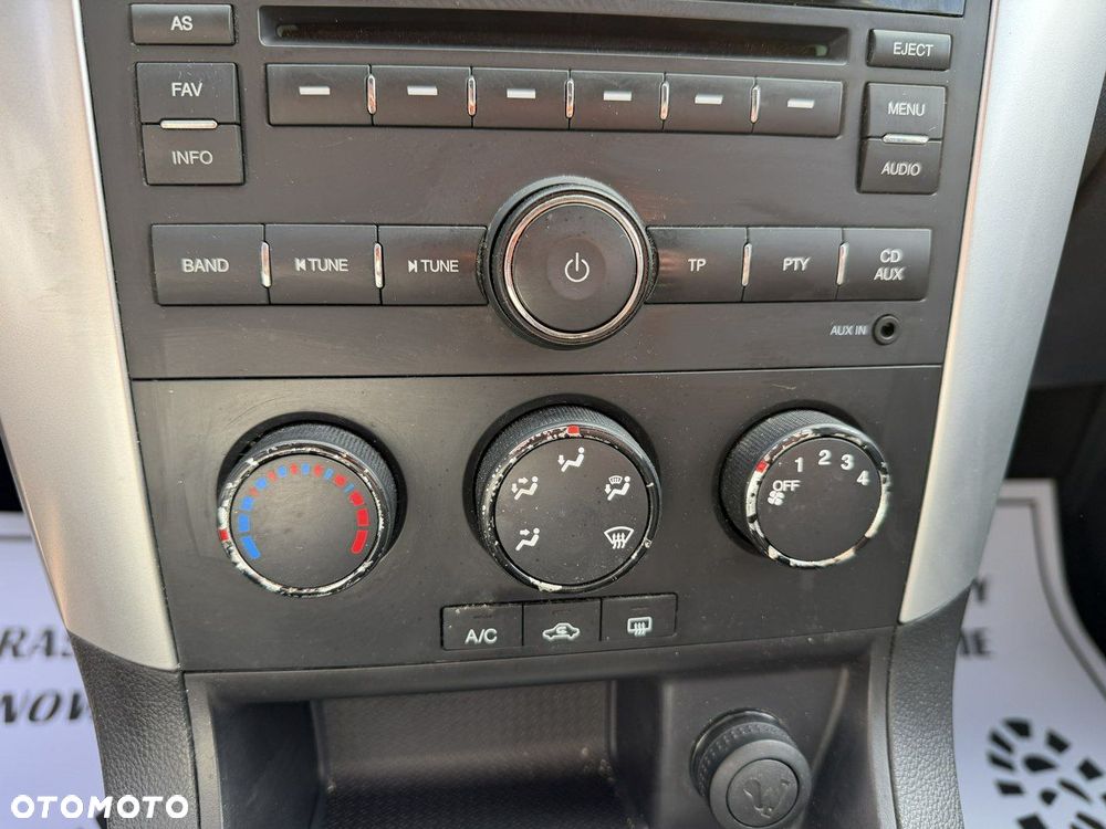 Chevrolet Captiva 2.4 2WD 5 Sitzer LS - 19