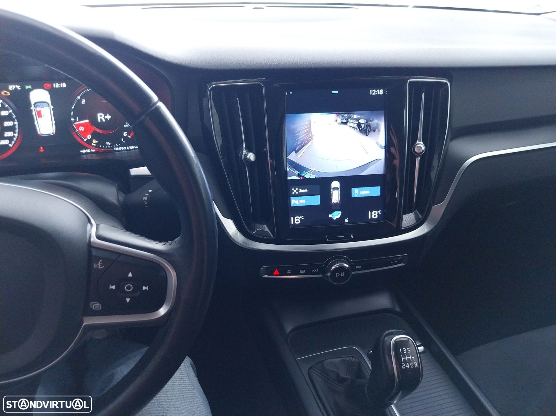 Volvo V60 2.0 D3 Momentum - 12