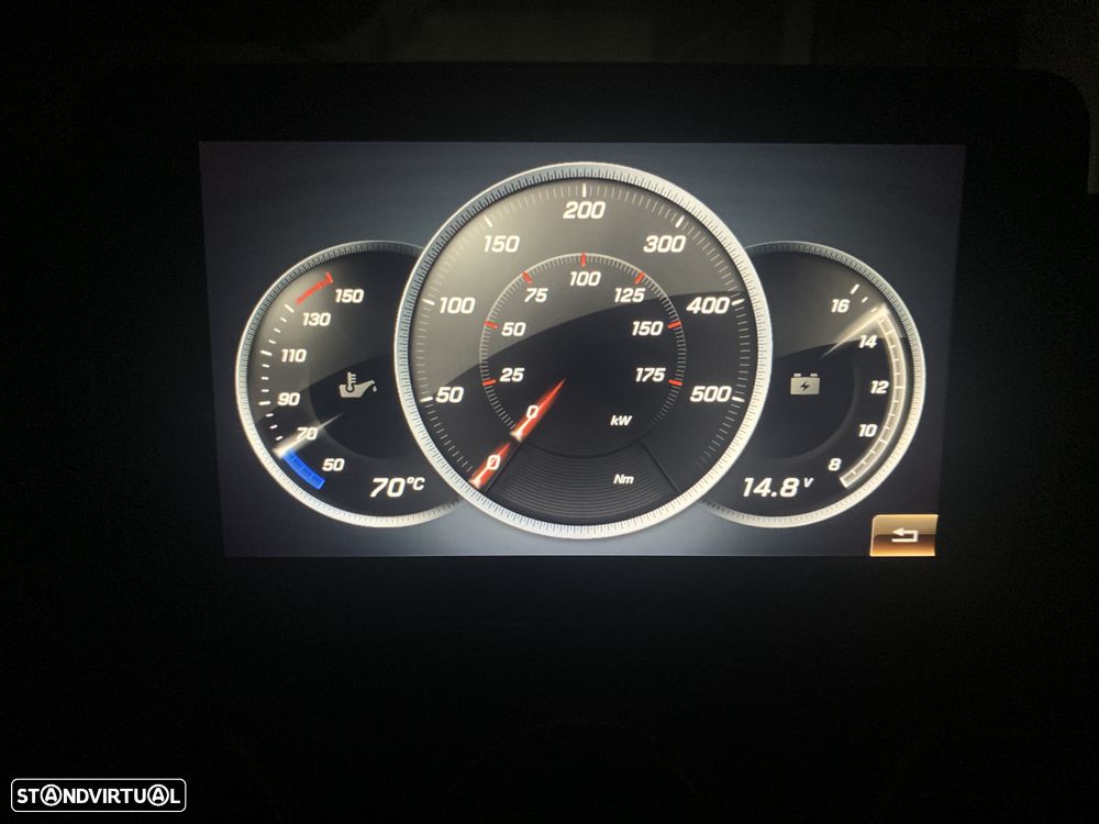 Mercedes-Benz GLC 250 d 4Matic 9G-TRONIC AMG Line - 17