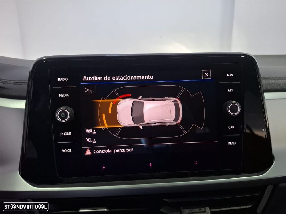 VW T-Roc 1.0 TSI Urban - 22