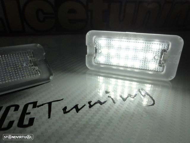 Suporte De Lâmpada De Matricula Com Led Branco Fiat 500 / 500 Abarth / 500 CABRIO 2007-2020 - 20