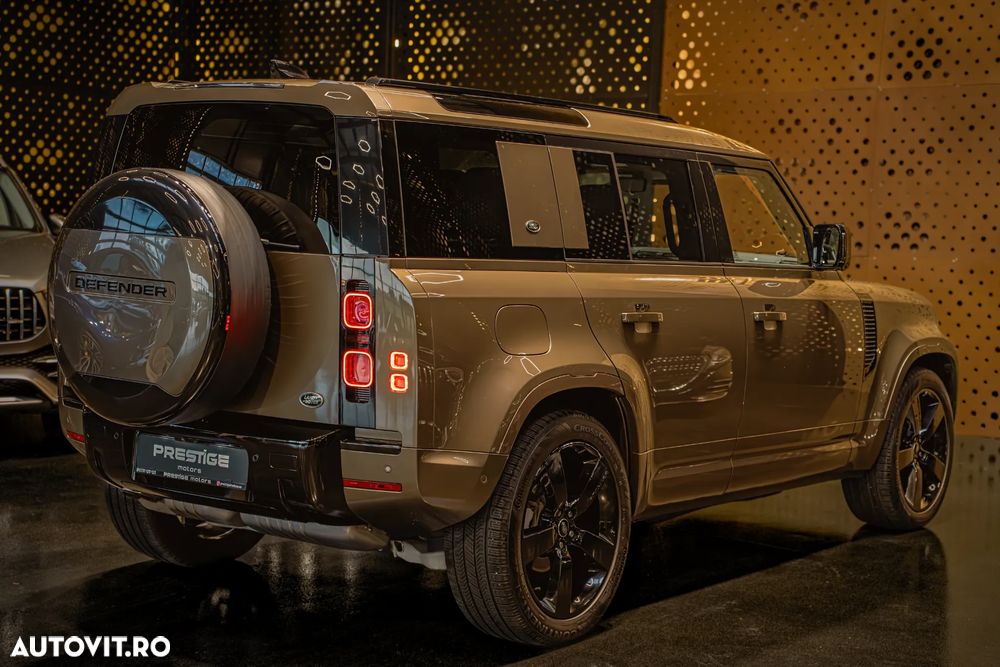 Land Rover Defender 90 3.0D 250 MHEV Hard Top X-Dynamic SE - 7