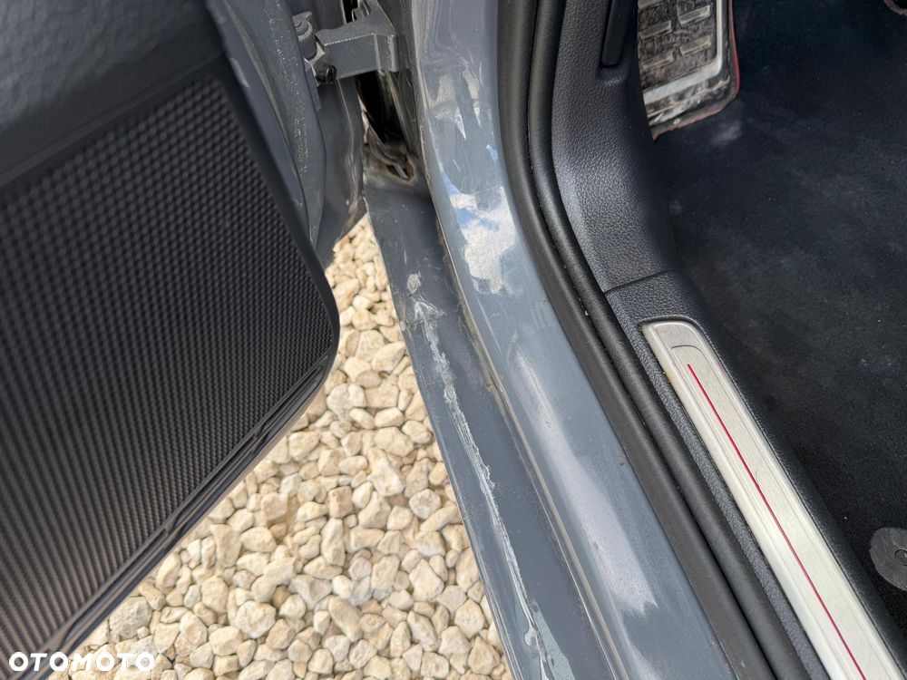 Volkswagen Golf GTI TCR 2.0 TSI OPF DSG - 28