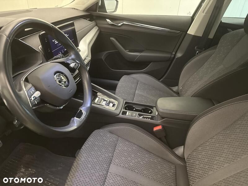 Skoda Octavia 2.0 TDI Style DSG - 11