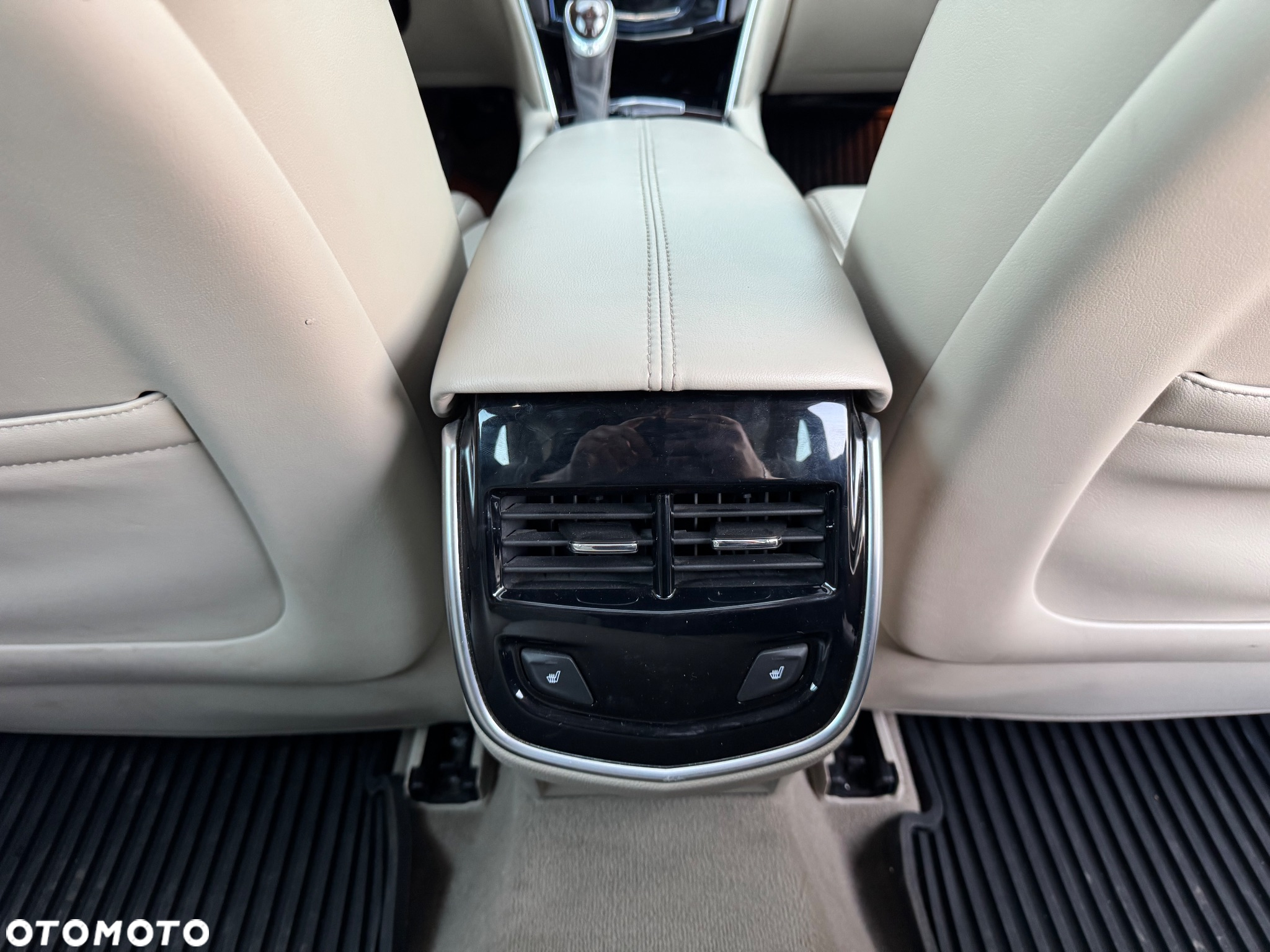 Cadillac XTS - 9