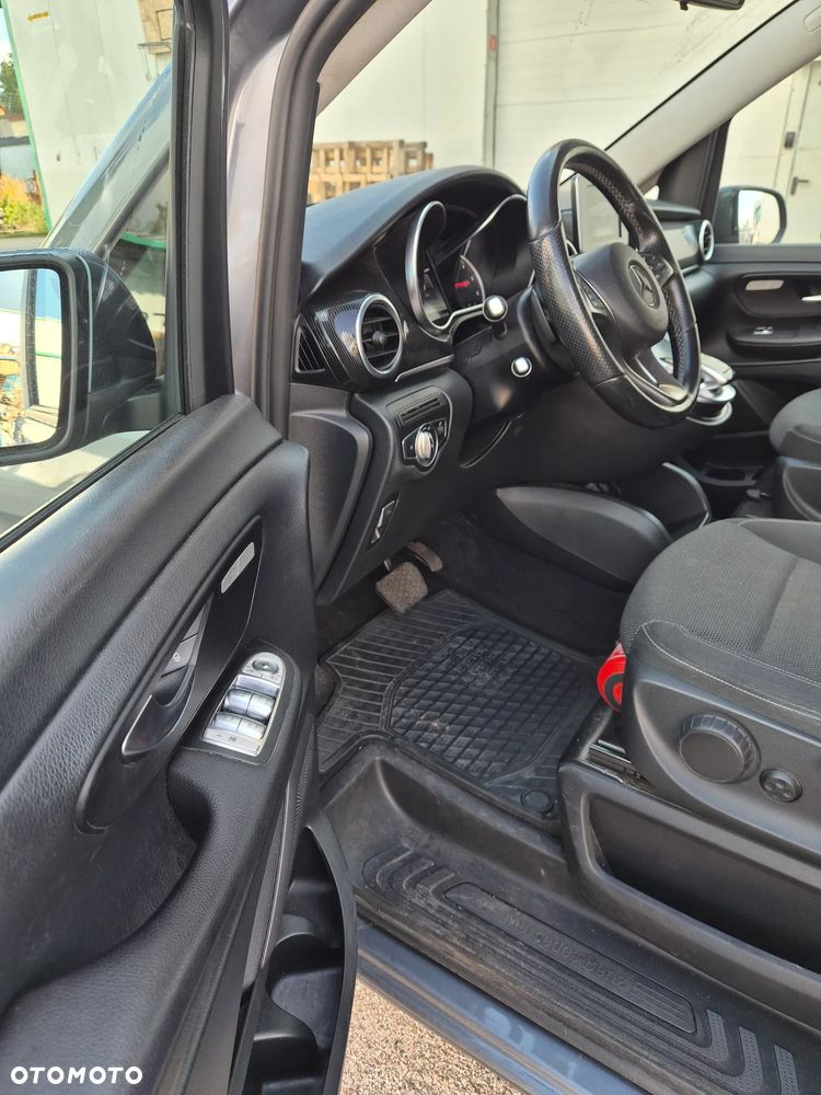 Mercedes-Benz Klasa V 250 d Exclusive 7G-Tronic - 6