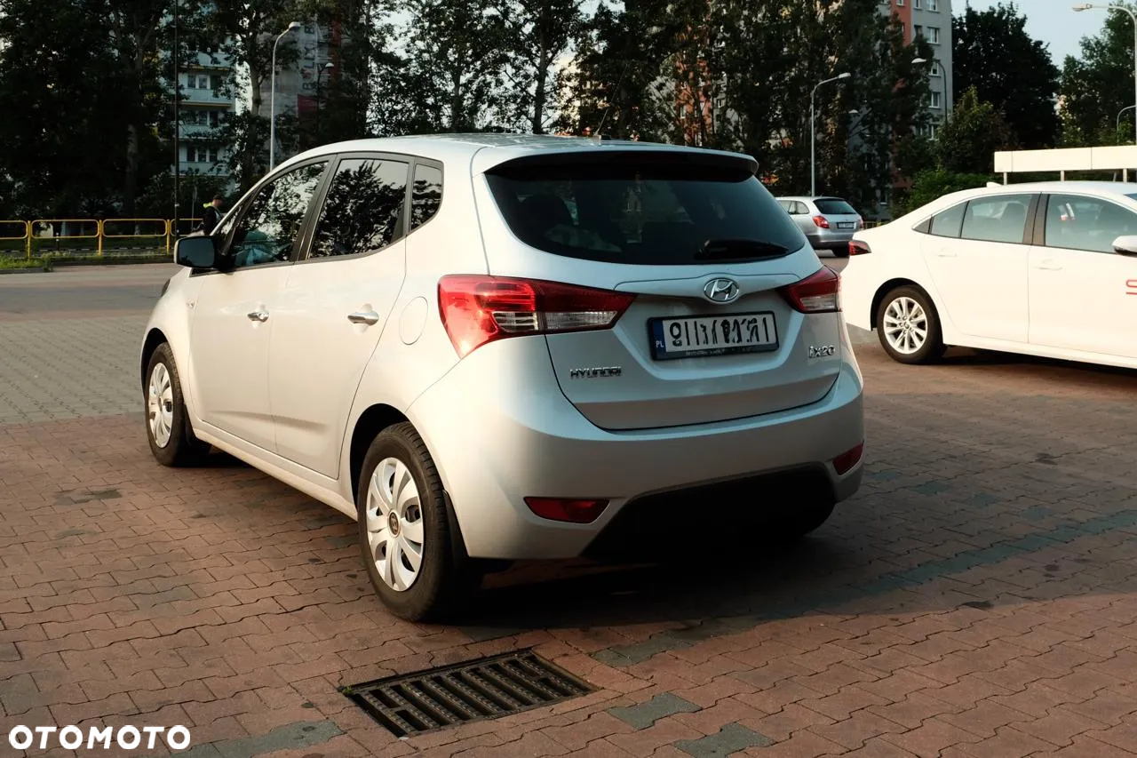 Hyundai ix20 1.4 Comfort - 2