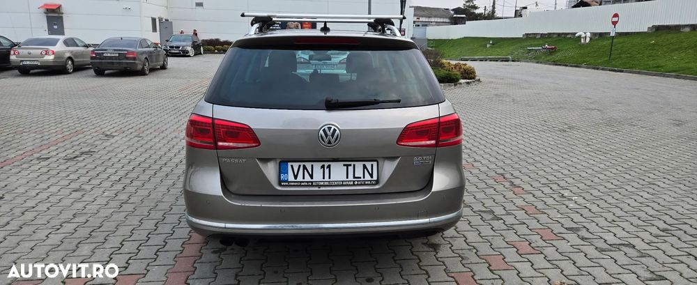 Volkswagen Passat 2.0 TDI BlueMotion Tehnology DSG Highline - 4