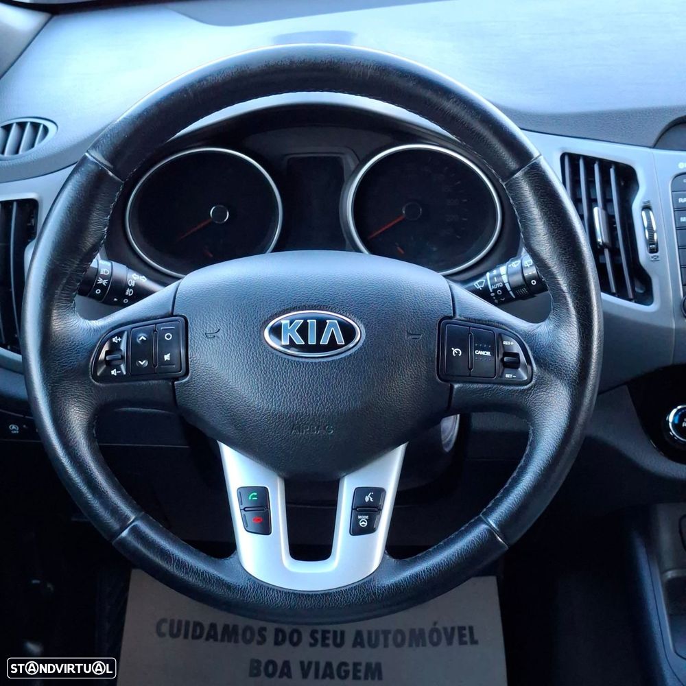 Kia Sportage 1.7 CRDi ISG TX Navi - 9