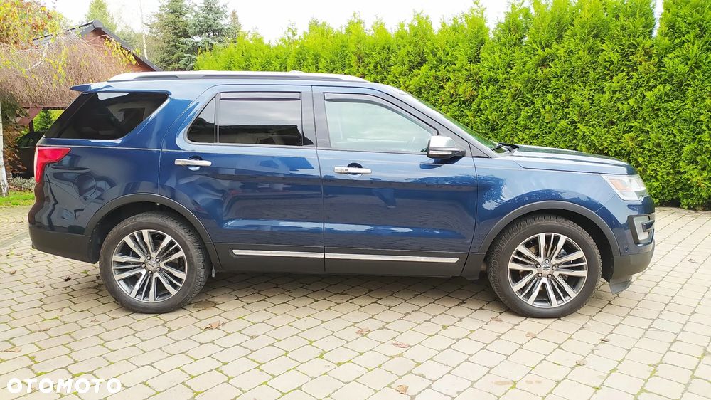 Ford Explorer - 34