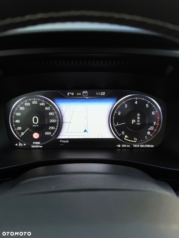 Volvo XC 40 T5 AWD R-Design - 17