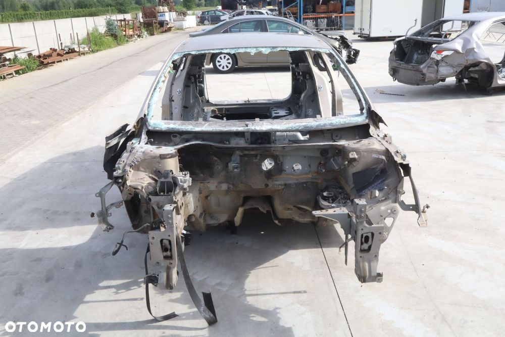 BŁOTNIK ĆWIARTKA LEWY TYŁ  RENAULT MEGANE IV - 5