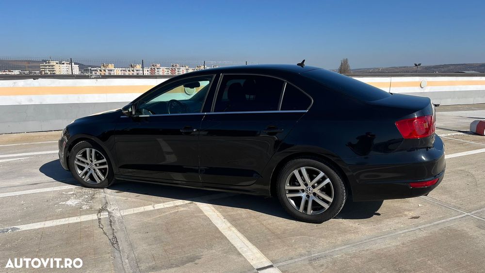 Volkswagen Jetta 1.6 TDI CR DPF DSG Comfortline - 7